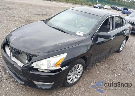 2013 Nissan Altima 2.5 S z USA, uszkodzony, nr VIN 1N4AL3AP8DC226306